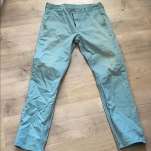 Mint Green Levi’s pants, trouser, chino 32